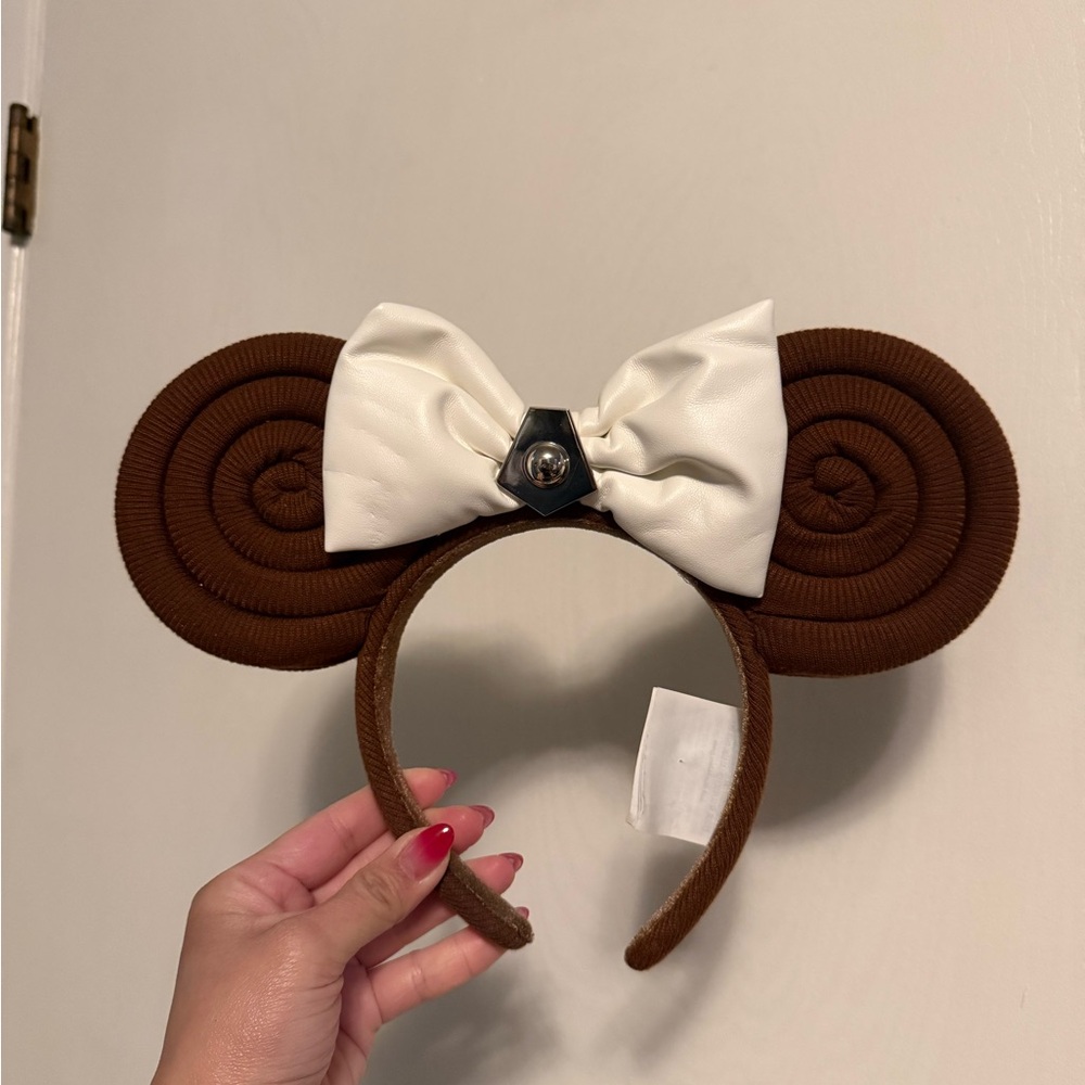 Star Wars Brown and White Hairband